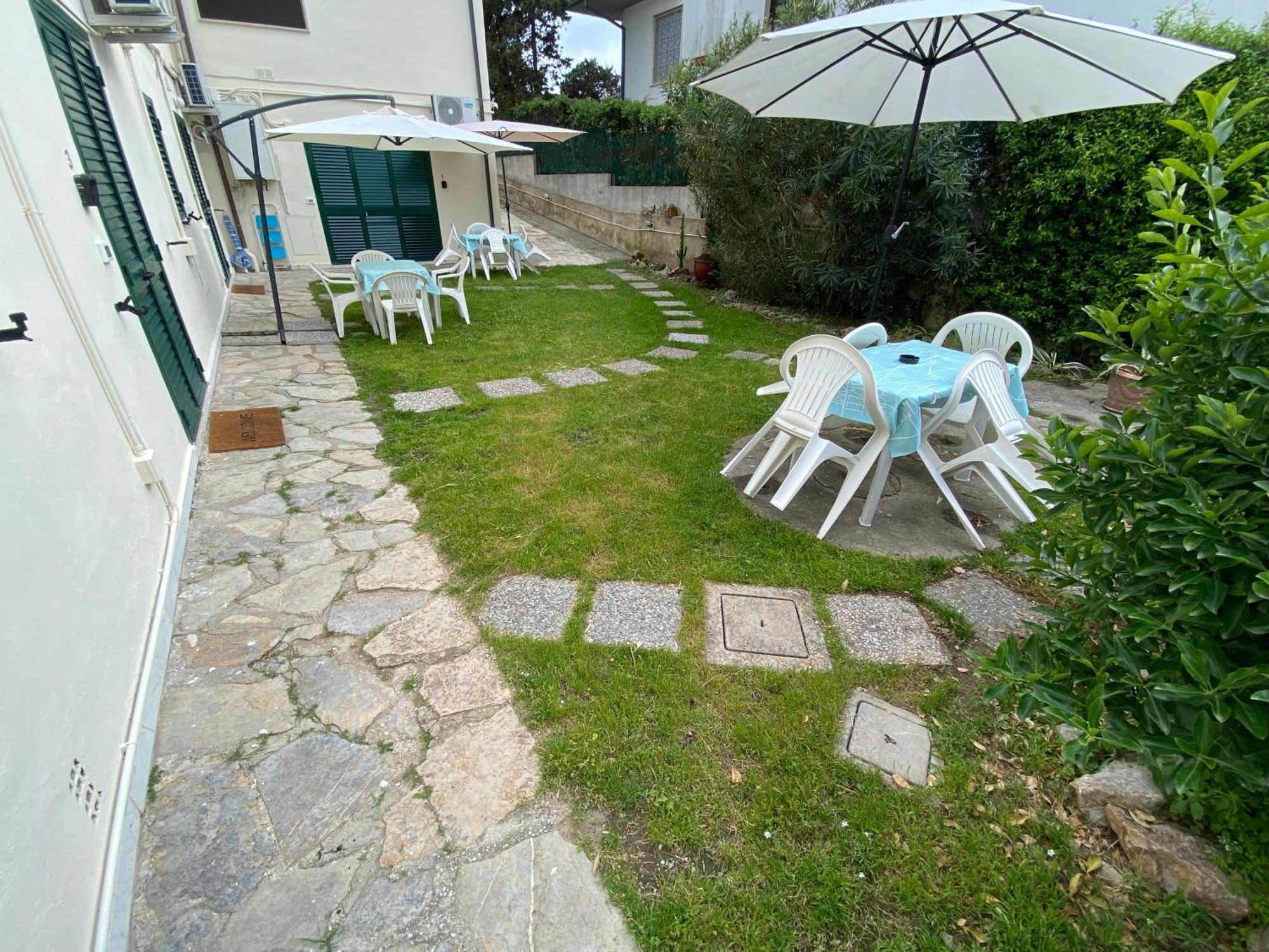 마리나디피사 Le Tre Isolette A 200M Dal Mare 아파트 외부 사진